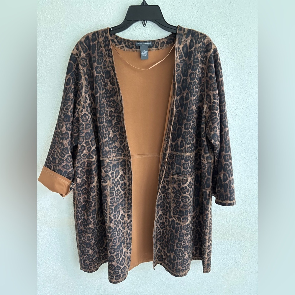 Chelsea Theodore Animal Print Open Cardigan Duster
2X - Picture 1 of 3